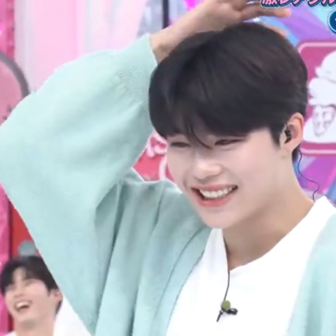 ㅈㄴ이뿌다진짜러..