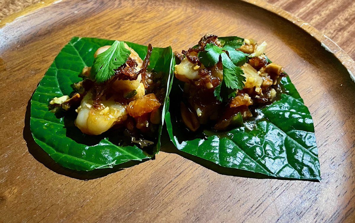 I had a delicious dinner with Allison from Travel Oregon at Langbaan in Portland, Oregon, last night. The Miang Som was a tasty start to a fantastic meal. @TravelOregon #traveloregon @UpscaleLivingMg #langbaan #tastingmenu #pairedwines #deliciousdining #luxurytravel #luxurylife