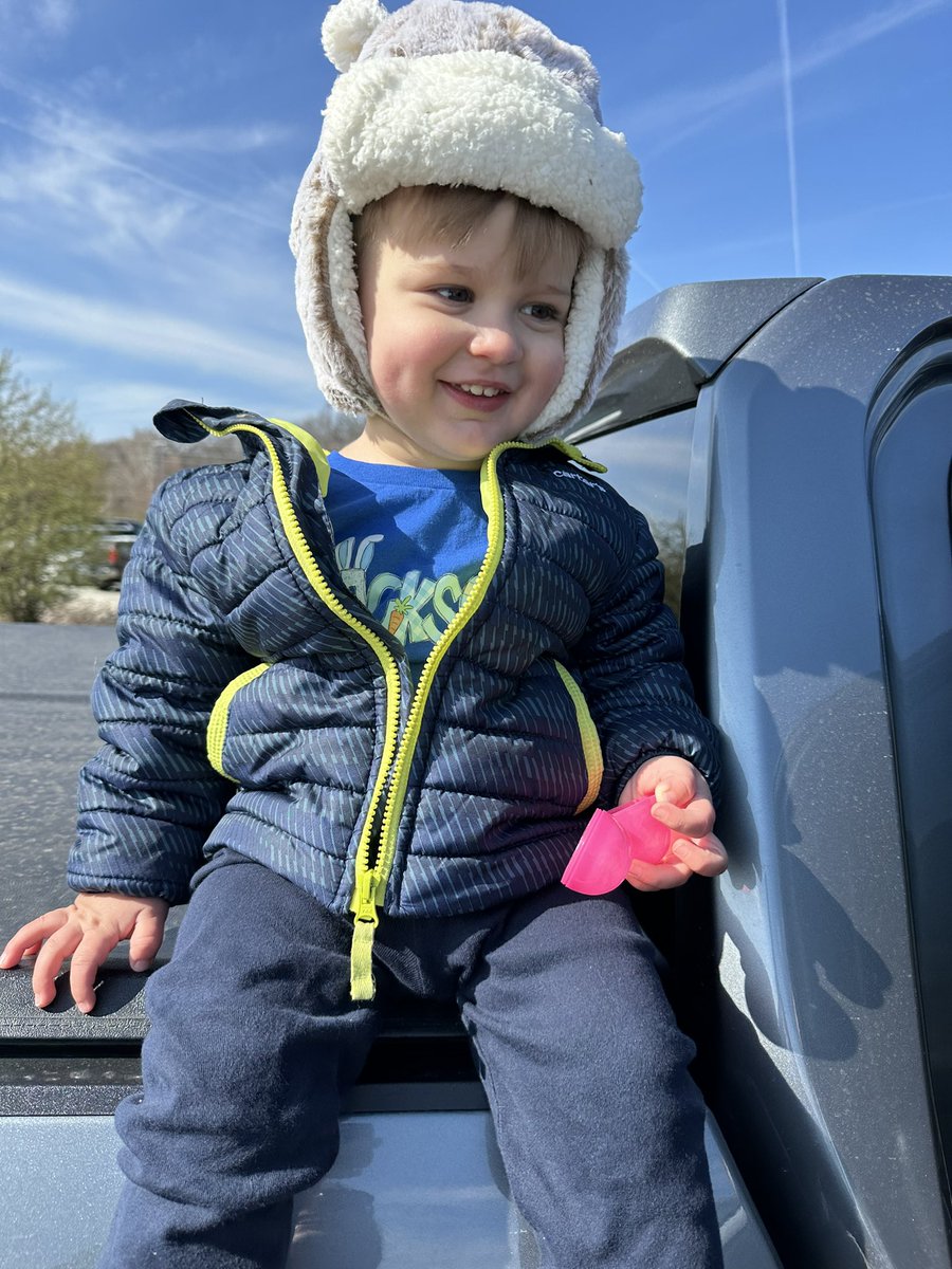 Thank you <a href="/BellevuePolice/">Bellevue Police</a> for hosting a fun morning! 🐣🐰🥚🚔