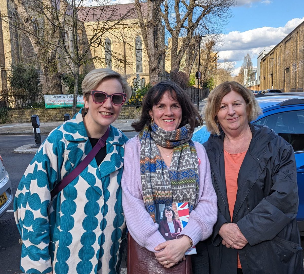 Great campaigning today in St John’s Wood with @KarenPBuckMP @stellacreasy - every conversation listening to voters is part of getting Britain’s future back 🌹