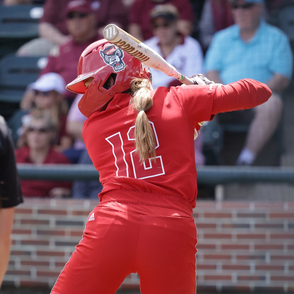 PackSoftball's tweet photo. 💰 FREEBIE FREEBIE FREEBIE 💰

@LeimanRaylee and @Katie28077184 are both walked with no outs! https://t.co/6pge8IybH2