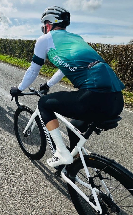 AthlonCc's tweet image. Spring rides ☀️👌