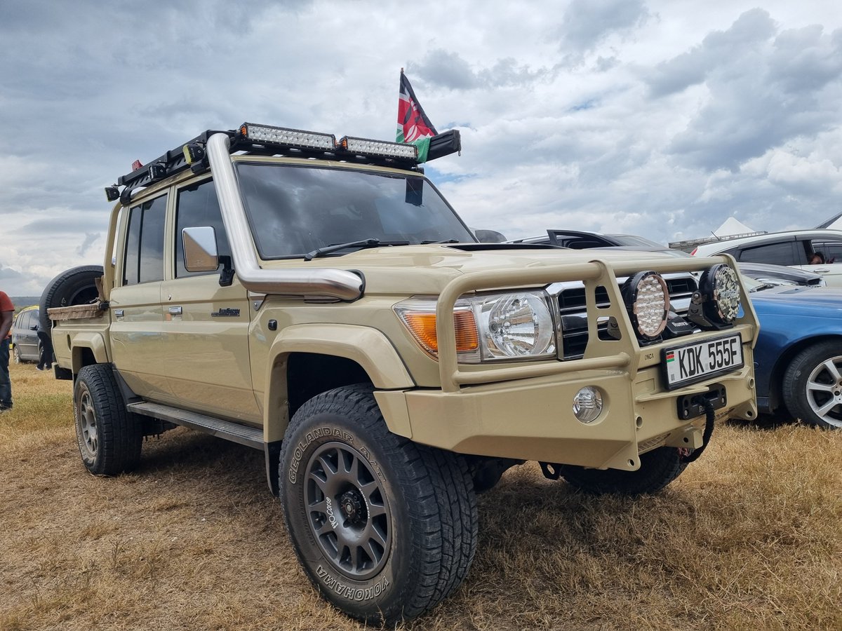 Kevoh_254's tweet photo. All hail the Mighty Land Cruiser 79! 
That steel snorkel is where the juice at.
True definition of Quality, Durability &amp; Reliability.

#ItsInOurDNA #CFAOMotorsDrivesKenya https://t.co/u2MuC2fP5D