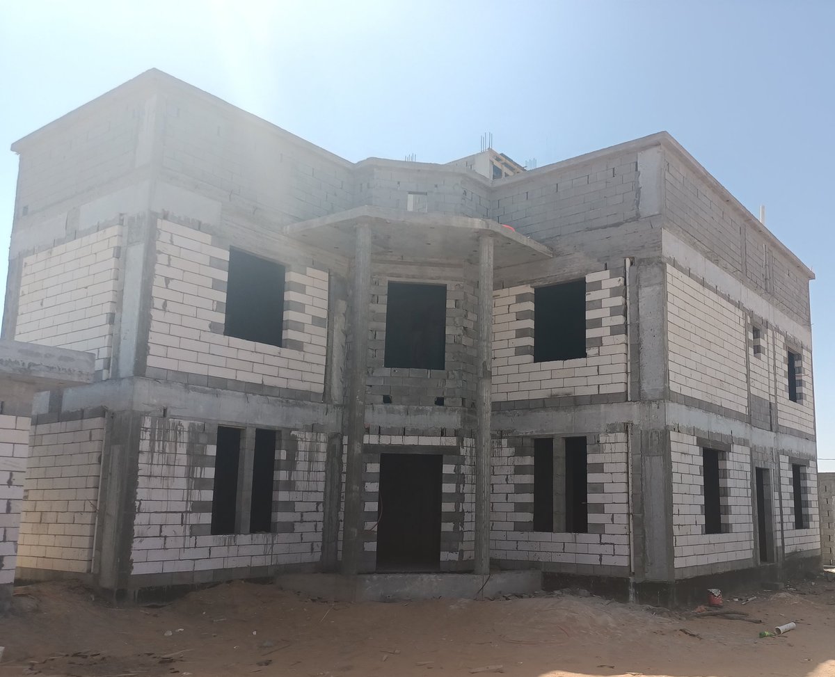 لبناء الفيلا السكنية الخاصة بك، إن لم يكن لديك الوقت و الجهد للمتابعة، عليك بتفويض من يقوم بالتنفيذ و المتابعة والإشراف بشكل دوري.
معنا في مؤسسة ناصر السهلي للمقاولات نوفر الأتي:
⏲️سرعة التنفيذ
💲أقل أسعار للخامات
🥇 الالتزام بالمواصفات الهندسية
📌طاقم فني بخبرات مميزة
#الرياض