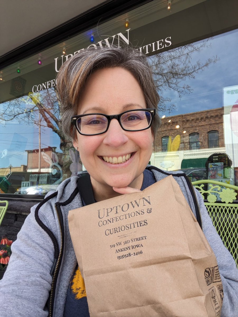 MatsonForHouse's tweet image. Hop Into Uptown is the perfect time to get a few last minute Easter treats for my kids from Uptown Confections &amp;amp; Curiosities!

@UptownAnkeny 
#AlwaysBeBuildingCommunity #HD42
#SupportSmallBusinesses #ShopLocal