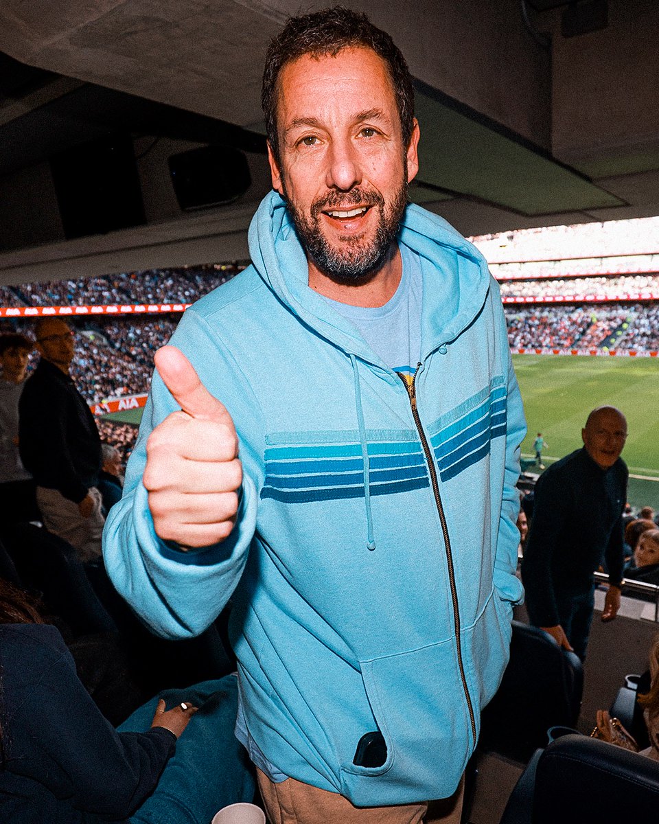 👋 @AdamSandler in the house for #TOTLUT today!