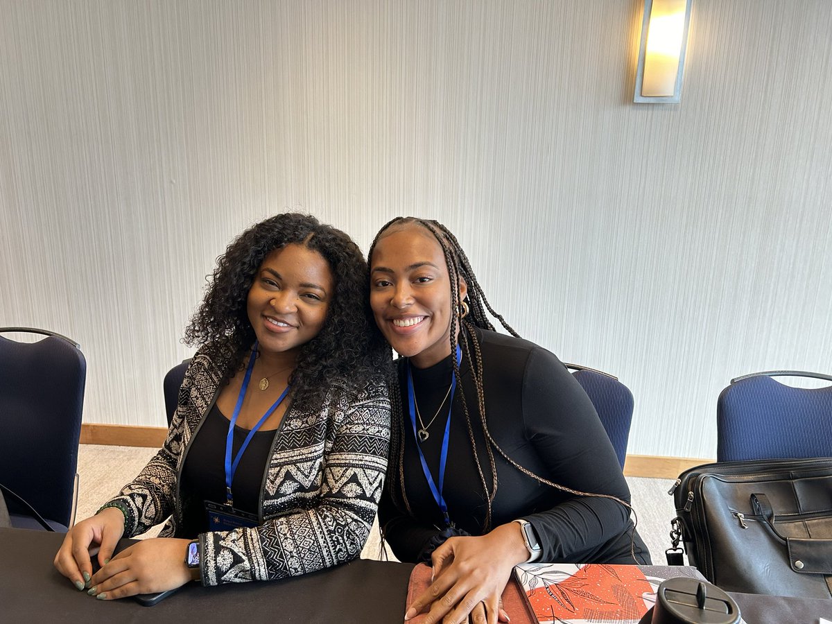 Had a great time at #WPSA2024 in Vancouver! I was so happy to present some work from my dissertation on Black non-voting and be on a panel with my friend @c_nicolejones and other amazing scholars on the Black Politics panel 🤍