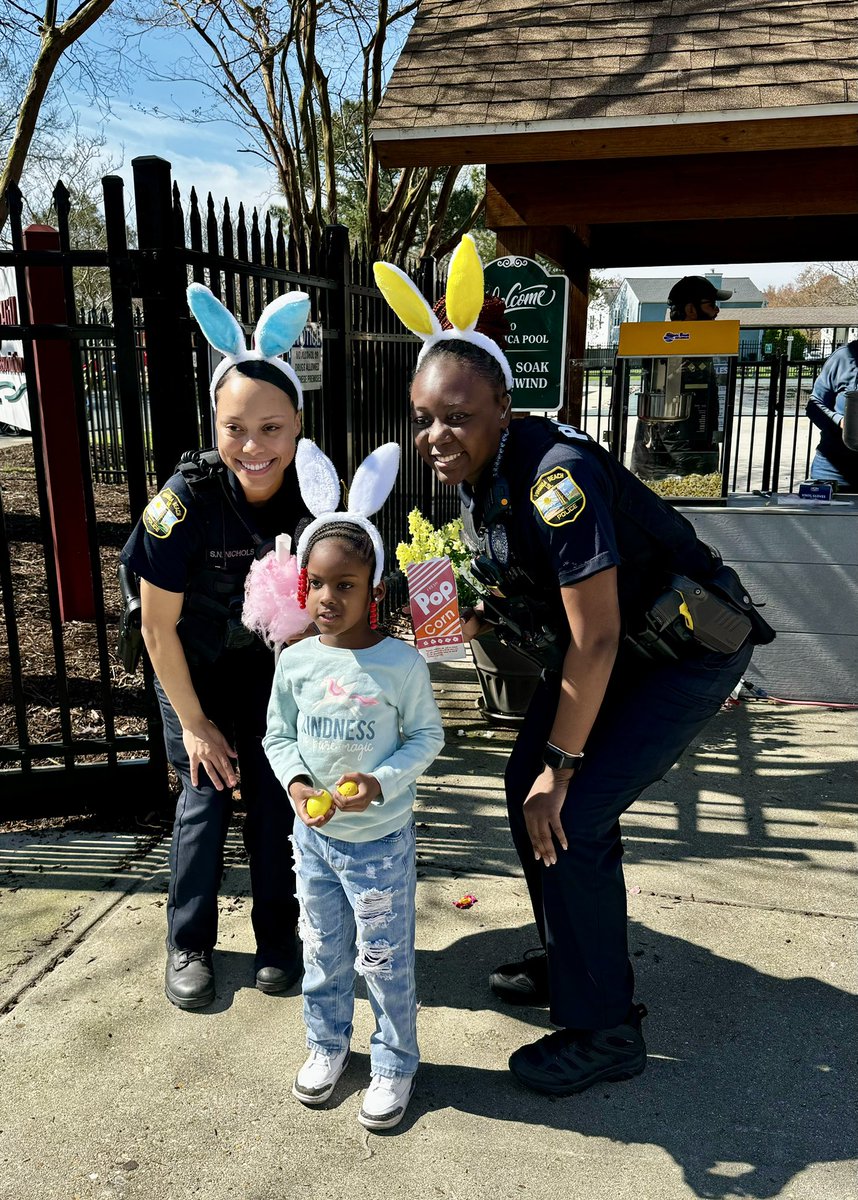 Officer Doreus, Nichols, and Johnston had the privilege of attending Chimney Hills EGG-travaganza this morning! We had so much fun and met amazing kids!