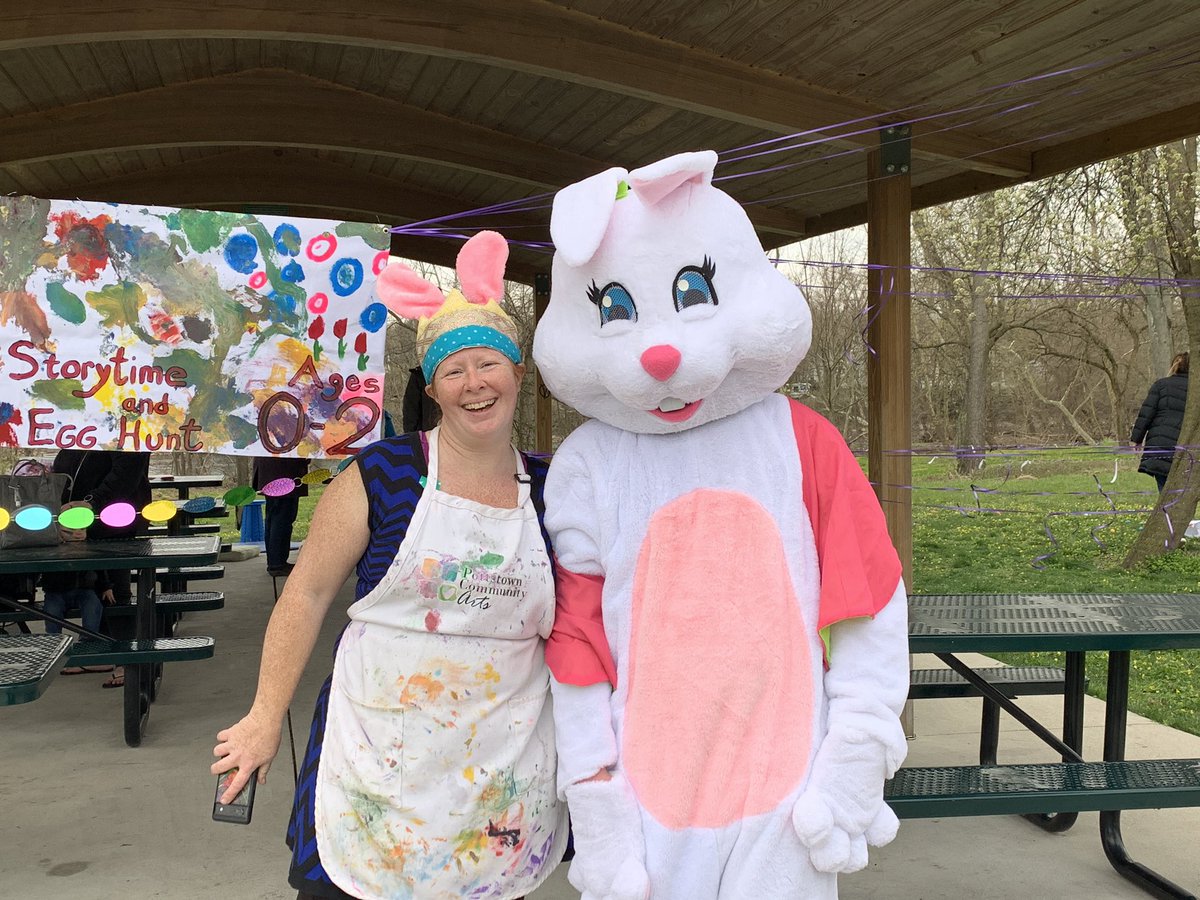 At Riverfront Park, another Pottstown family, friendly springtime event, lots of Easter eggs& rabbits thanks too NAACP Also, plenty of free children’s books PS I’m hoping to win the raffle for the chocolate bunny @PSDRODRIGUEZ @PottstownNews @LauraLyJohnson @ByDeborahAnn