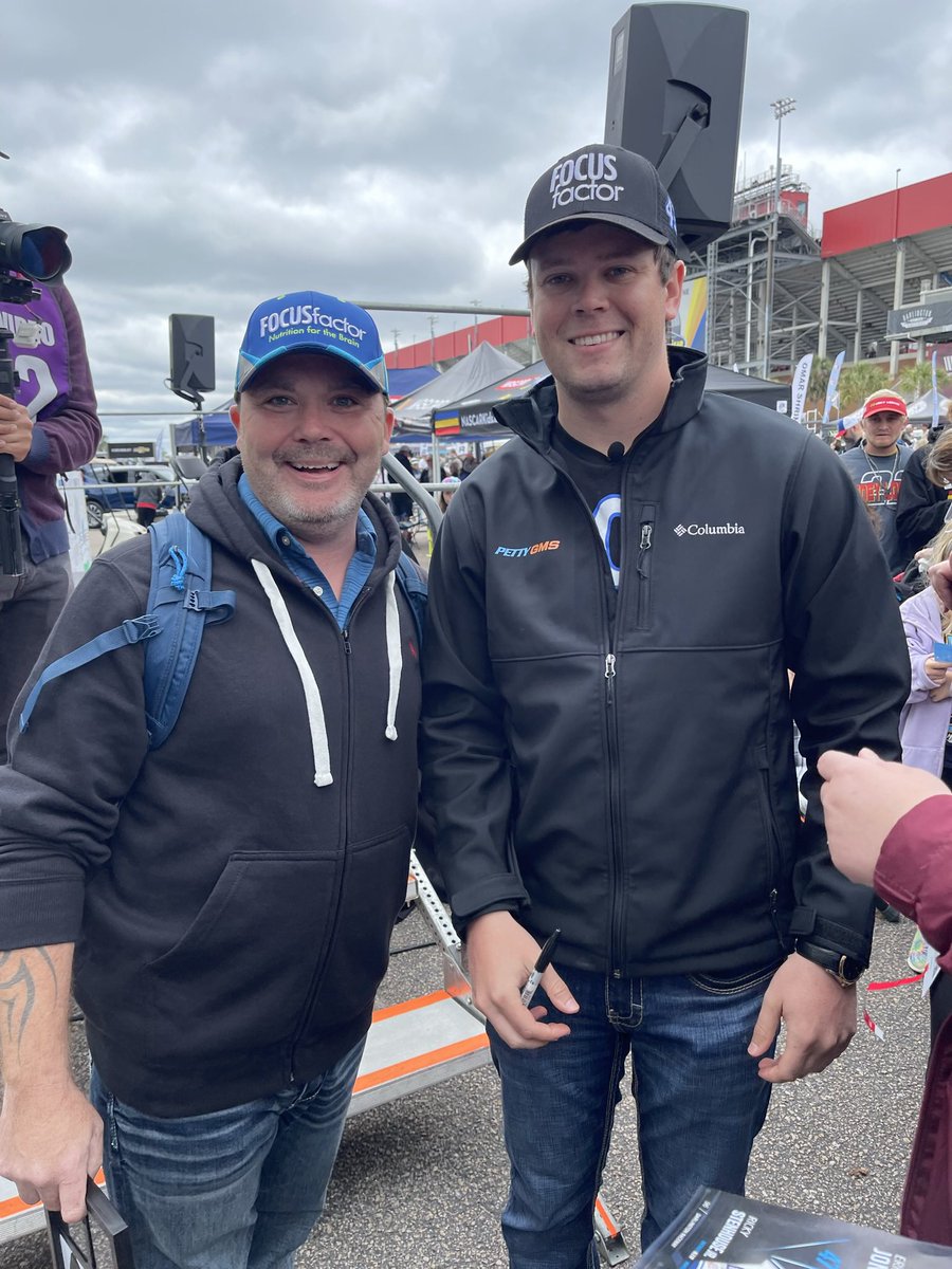 Bryan Dunaway tweet media