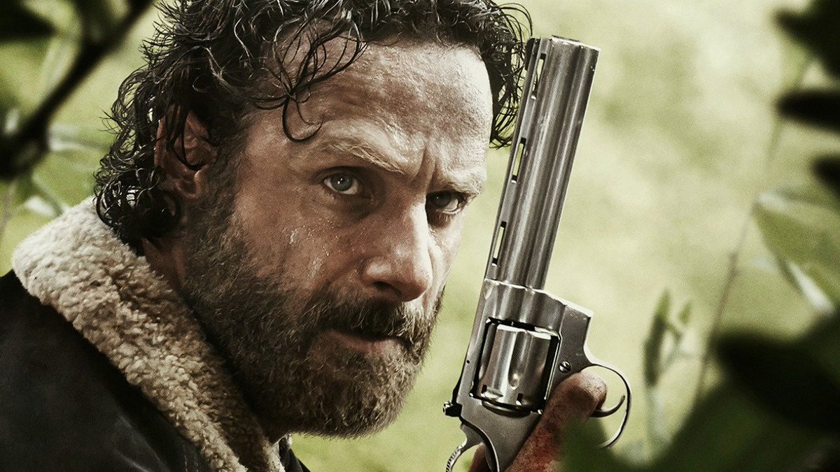 TWDTHEORYCRM's tweet photo. Tomorrow is the last day we see new Rick Grimes content. If we get a S2 or him in the crossover, we're going to have to wait a while for that. Waiting almost 6 years to see Rick again &amp; we got 6 weeks new content of him. Thank you Andrew Lincoln playing Rick again #TheOnesWhoLive https://t.co/yDhHjehrG4