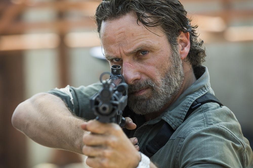 TWDTHEORYCRM's tweet photo. Tomorrow is the last day we see new Rick Grimes content. If we get a S2 or him in the crossover, we're going to have to wait a while for that. Waiting almost 6 years to see Rick again &amp; we got 6 weeks new content of him. Thank you Andrew Lincoln playing Rick again #TheOnesWhoLive https://t.co/yDhHjehrG4