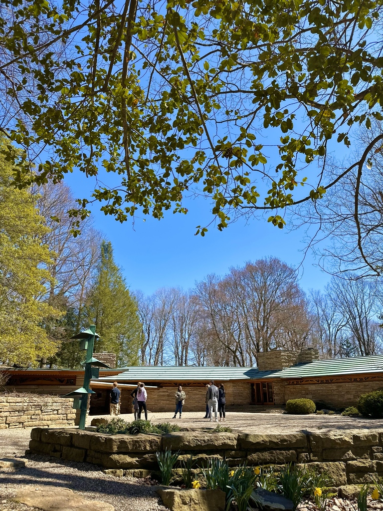 Residents of Fayette County are invited to visit for a FREE tour of Frank Lloyd Wright’s Kentuck Knob. Availability for reservations is limited. Please call (724) 329-1901 to reserve your complimentary Guided House Tour.