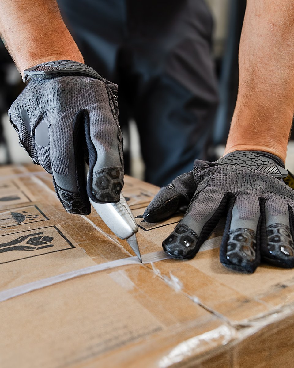 Our Box Cutter gloves are designed for box handling, restocking and warehouse work where other gloves simply don’t stand a chance. #MechanixWear #WhatYouWearMatters