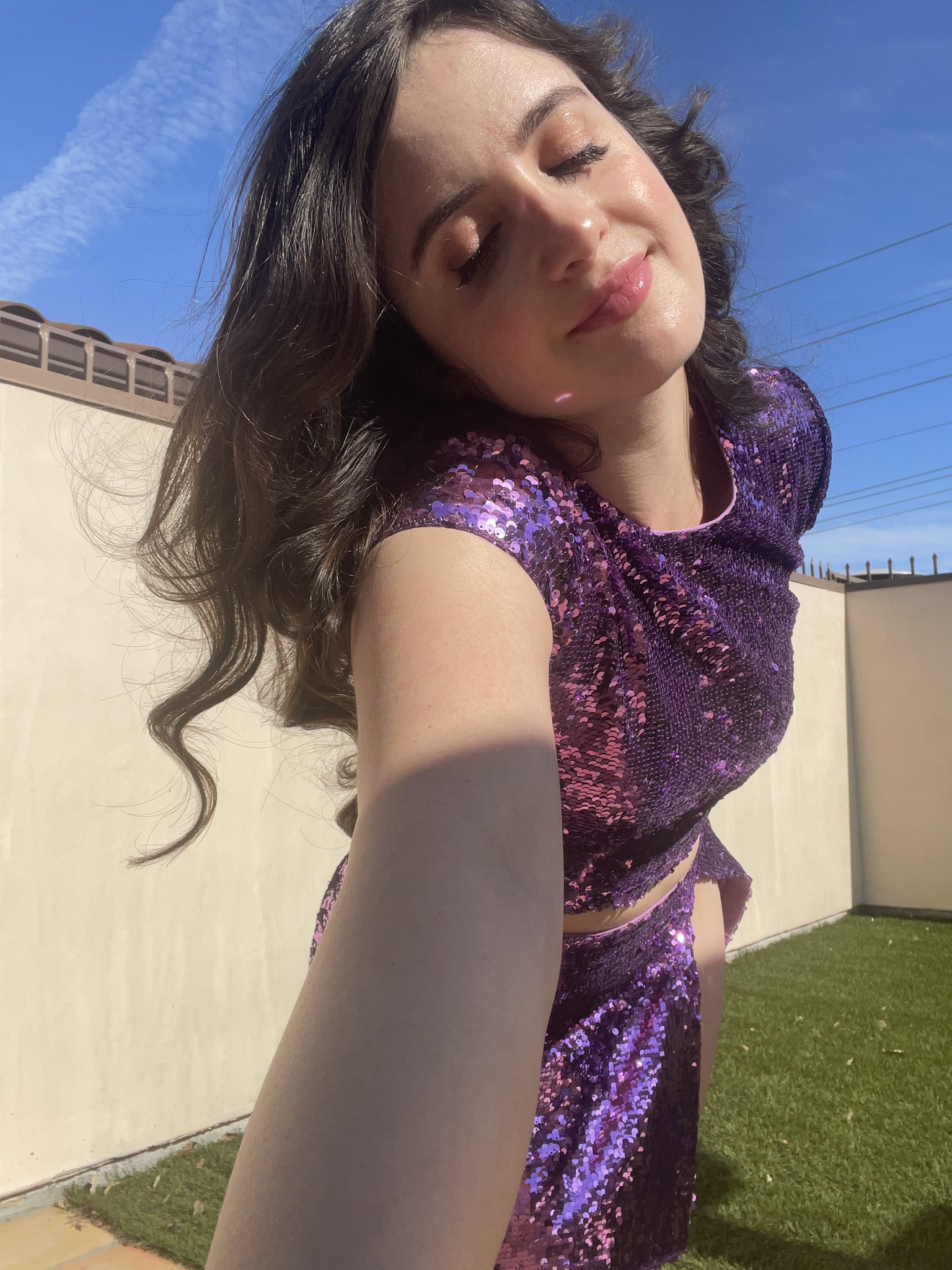 ローラ・マラノ直筆サイン入り超大型写真…Laura Marano Amazon.co.jp: ローラ・マラノ直筆サイン入り超大型写真Laura