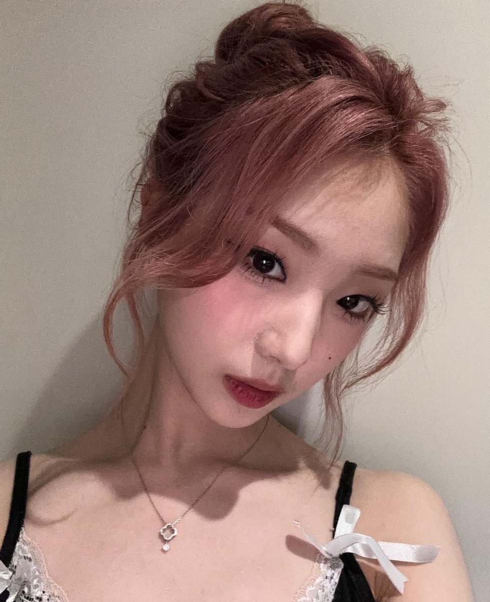 1upgal's tweet photo. i’m PIIINK ish again https://t.co/CnBWmkTYAb