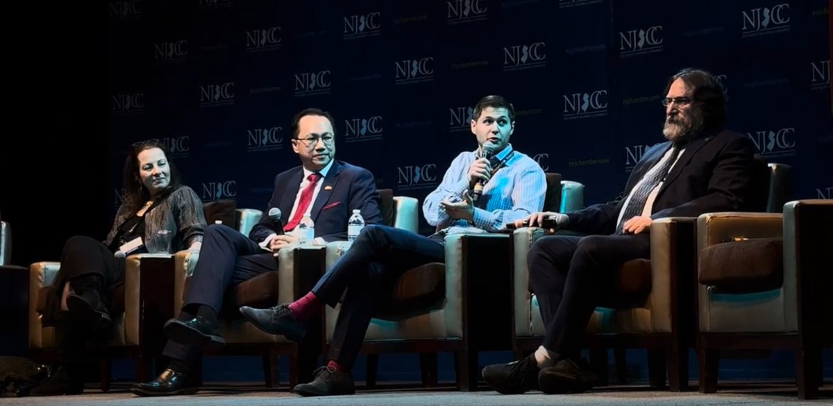 I had a great time discussing AI with fellow panelists @bethnoveck, @NJITRollTeik, and @CraigArnoldLab at the @NJChamber Renew Jersey event!