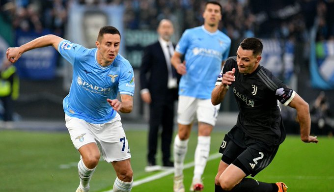 GJ8NcJTWUAAUDEN?format=jpg&name=small