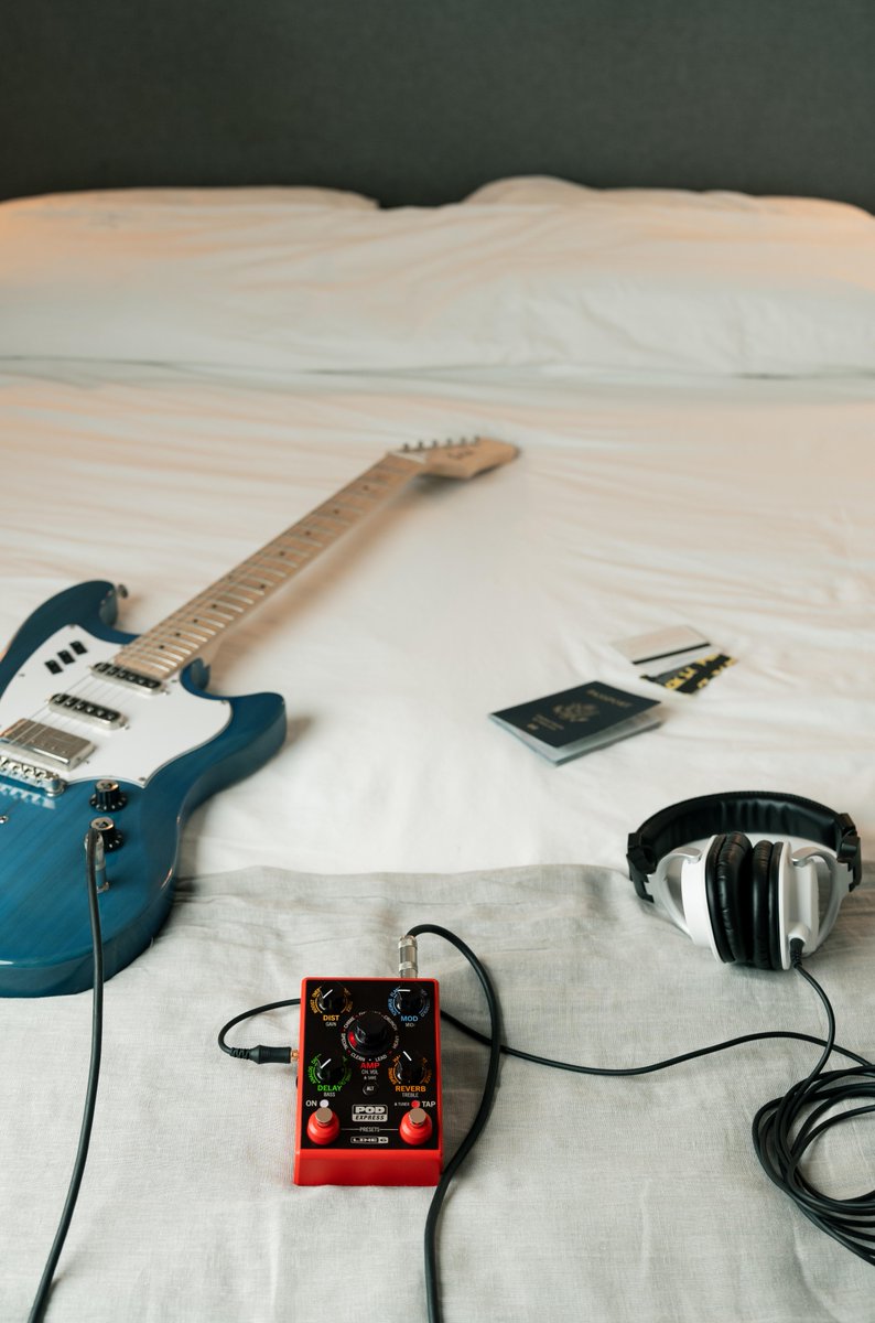 The ultra-portable POD Express amp & effects processor lets guitarists take their tones wherever they go. Simple controls make it easy to use, while models derived from the HX family of processors ensure exceptional sound and authentic feel. Learn more: line6.com/podexpress/gui…