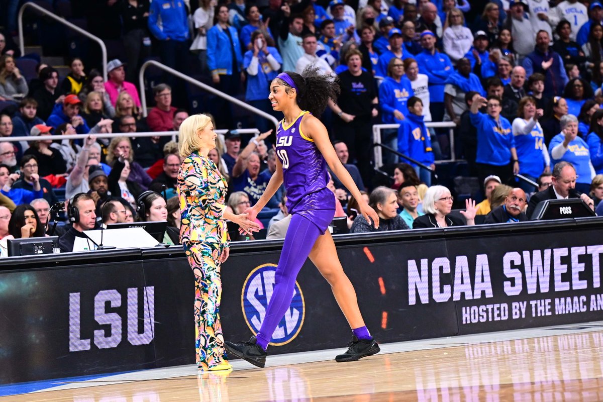 16 PTS. 11 REBS. 1 ASTS. 2 BLKS. 4 STLS.

ANGEL REESE