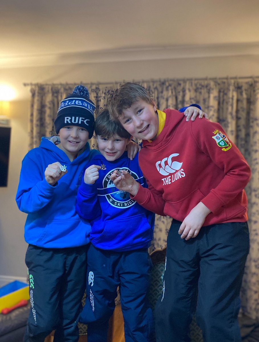 CharlesBristow's tweet photo. They lads have returned from ⛷️⁦ , good to have a noisy house again ⁦@thecatbristow⁩ https://t.co/eViKxtnbIb