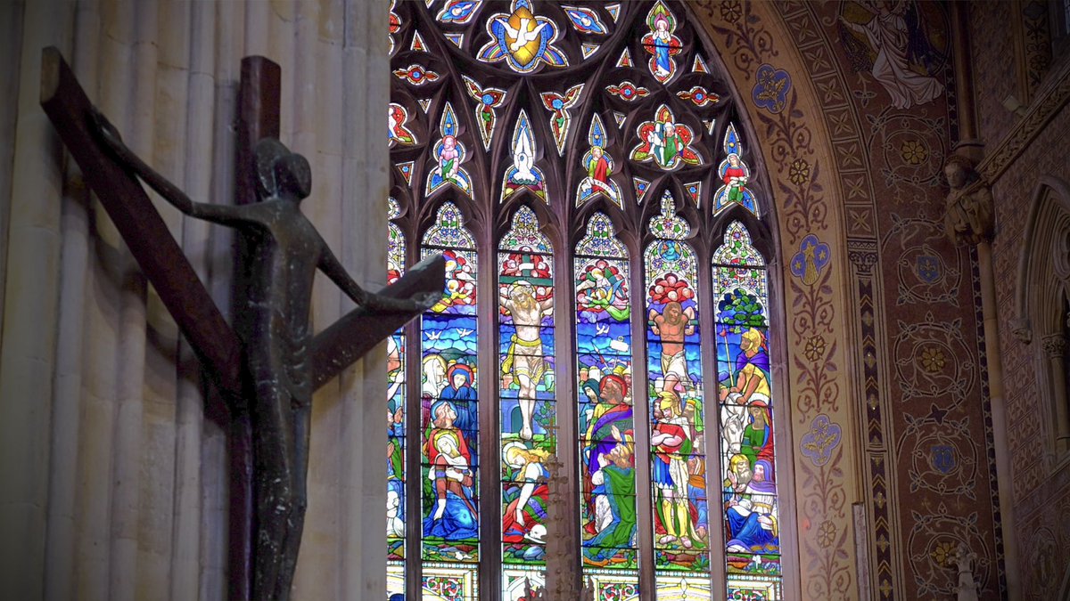 As a tribute to the renowned artist and sculptor, Imogen Stuart RIP, Archbishop Eamon presents an Easter meditation on her ‘Tree of Life’ crucifix in St Patrick’s Cathedral Armagh. Link ⬇️ youtu.be/MlopIBXmvlA?si… @ArchbishopEamon @MichaelRouter