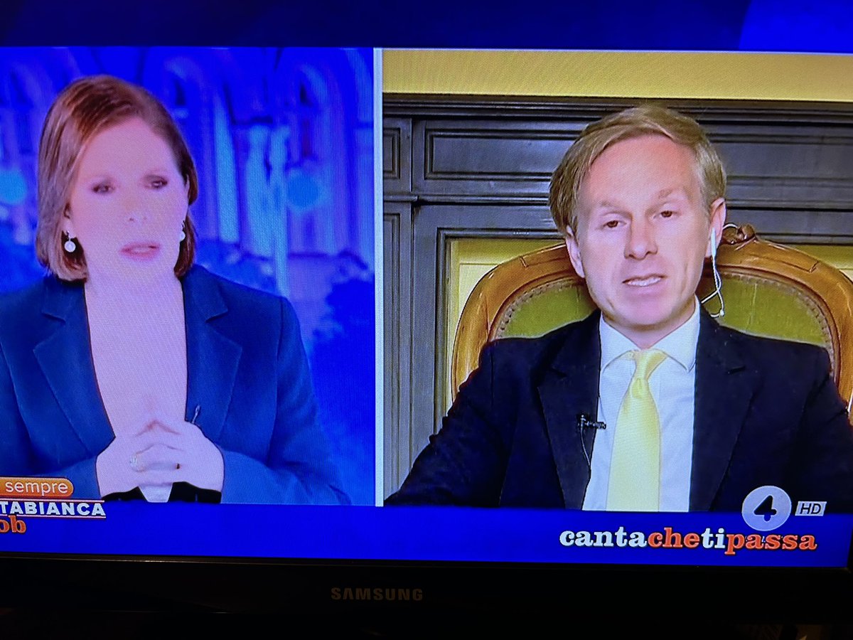 petronillarusso's tweet image. Cappellini il,
che ride in faccia all’interlocutore, notoriamente è un cretino, e non solo per qsto eh #blobremix #blob

@BlobRai3