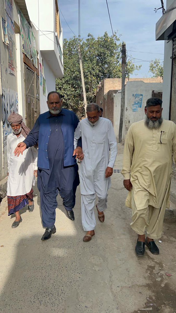 HajiWaqarMPA's tweet photo. Out in the constituency #PP65 https://t.co/3f3Sdvgonw