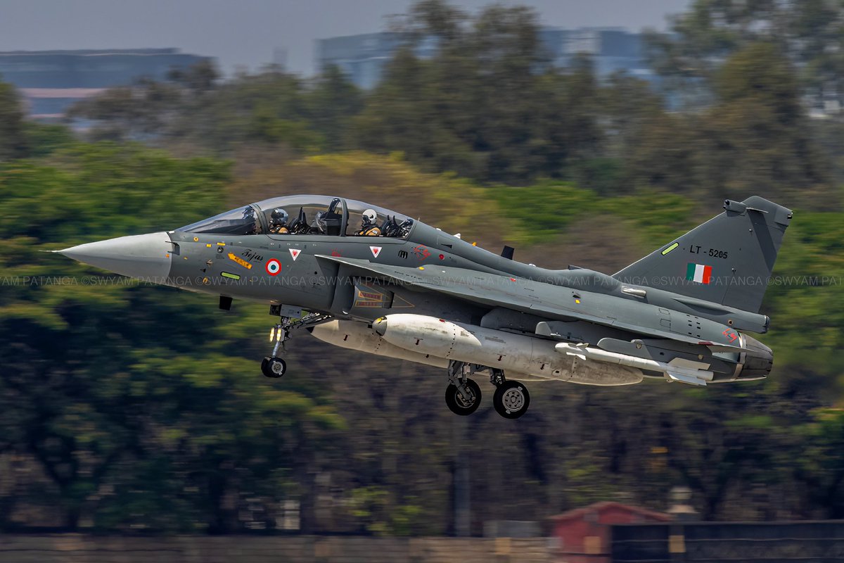 5th LCA Trainer (LT-5025) . . . @mach1_avcrew @HALHQBLR @hvtiaf_bharat