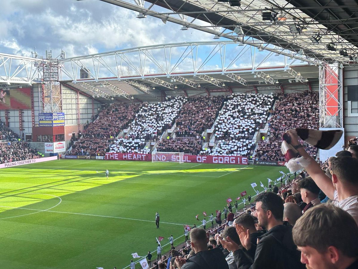 GorgieUltras's tweet photo. 𝐓𝐇𝐄 𝐇𝐄𝐀𝐑𝐓 𝐀𝐍𝐃 𝐒𝐎𝐔𝐋 𝐎𝐅 𝐆𝐎𝐑𝐆𝐈𝐄

Proud to have supported Big Hearts today. Donations to @bighearts still welcome: https://t.co/4D4yADeup2 https://t.co/fa2k3pCQMB