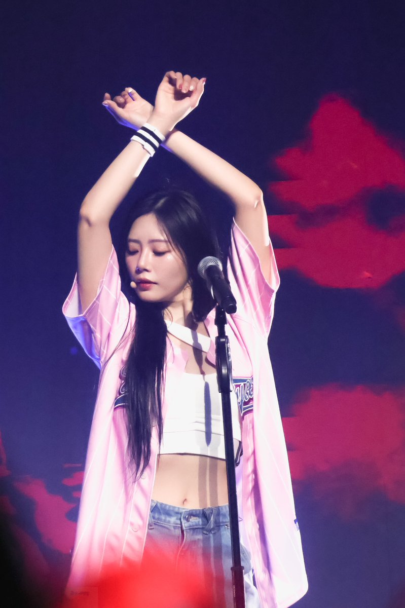 240330 대만 콘서트 Taiwan concert 

😍😍

#Dreamcatcher #Taipei
#2024WorldTour #LuckInside7Doors
#드림캐쳐 #지유 #김민지 #DREAMCATCHER #JIU