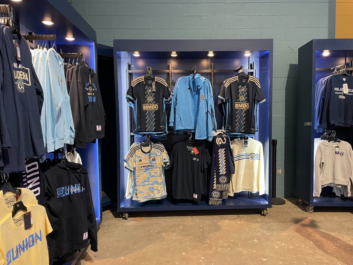Score big with @PhilaUnion! ⚽️ Shift4 fuels merch sales at Subaru Park in partnership with @Fanatics, so you can gear up like a pro and show your Union pride!  #DOOP