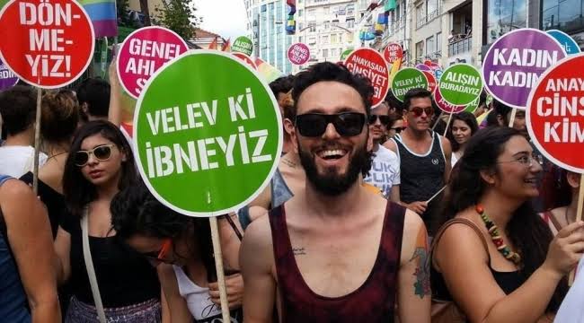haanozz's tweet photo. Süleymancılar İstanbul’da Ekrem İmamoğlu'nu destekleyecekmiş..

İnanabiliyor musunuz ?

Bu iki grup aynı adama oy verecek. https://t.co/tUMATXG0FP