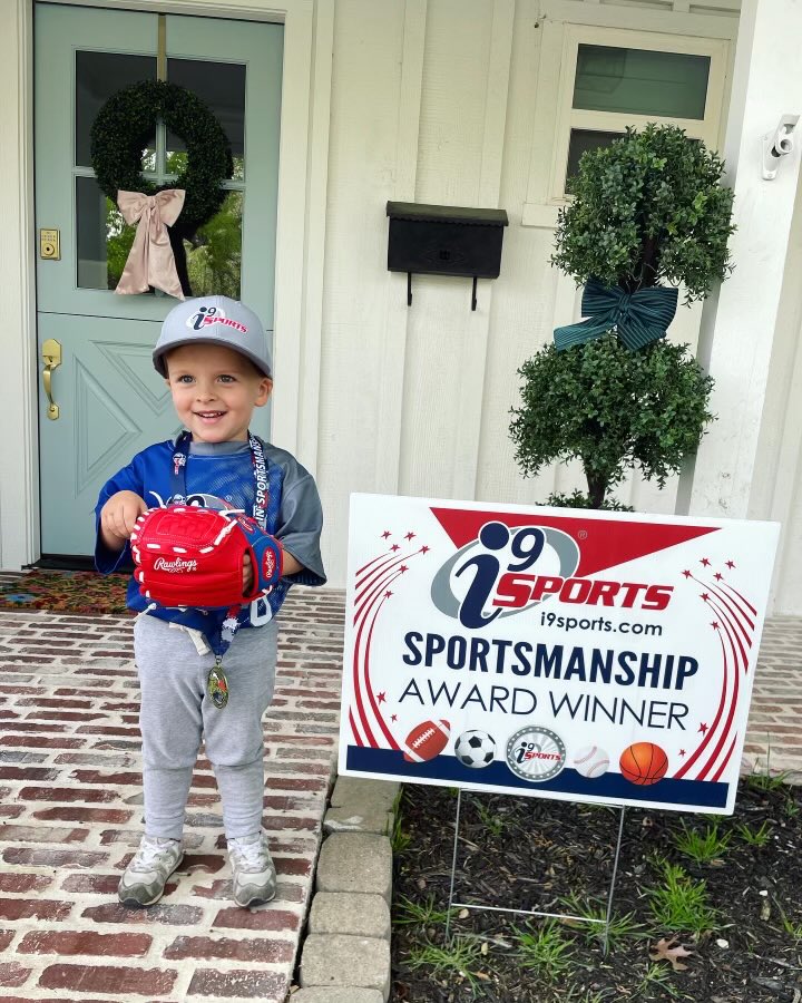 Tee ball game #1 is in the books. Leo was enthusiastic and won the “Sportsmanship” Award. Then lunch at ⁦@themeatboard⁩ with the whole gang. Great weekend in Fort Worth. #txlege