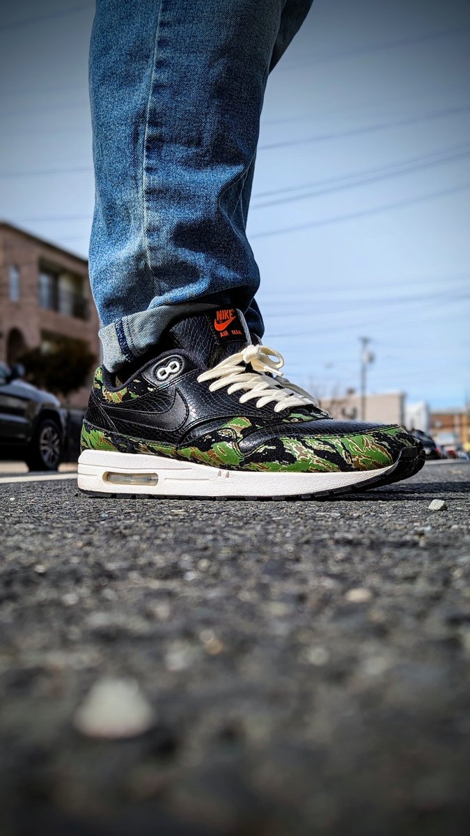 #AMMonth #MarchMaxness #31DaysOfAir @nike Day 30 Pt 2 Atmos Air Max 1 Tiger Camo(2013) I was at Home Depot earlier with the Vapors on but y'all know the rules. When you switch the fit you switch the kicks! Bout to go on a lil date with Jess Y'all stay blessed out on em streets