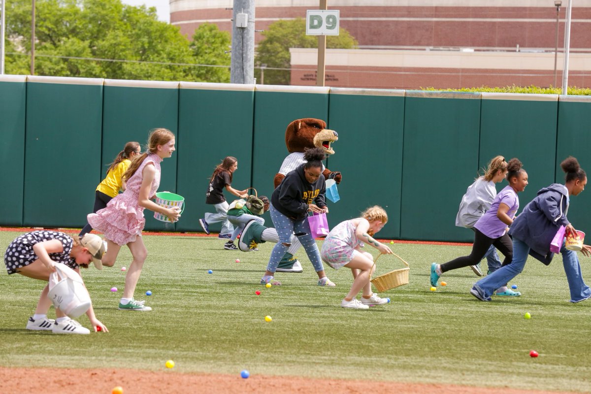 BaylorSoftball tweet picture