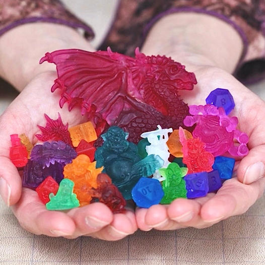 Elfiwolfe's tweet photo. @TieflingMelissa You need gummy snacks for your sessions? https://t.co/G97ahPrRLY