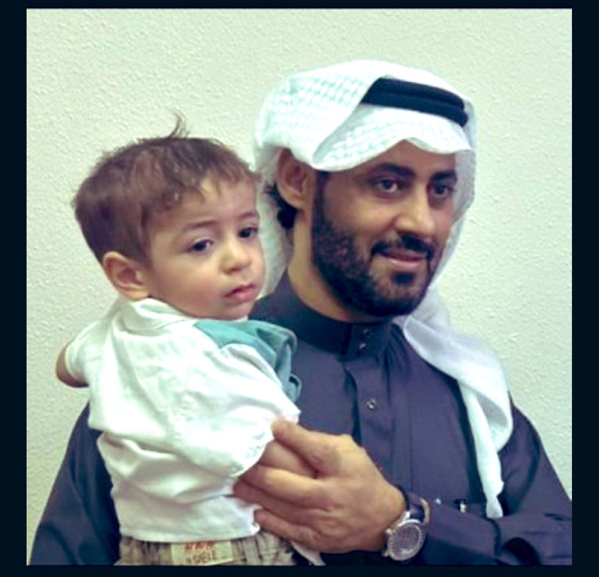 falrslani's tweet photo. تذرّى بروحي عن يدين الحديد الصلب
عليك الامان .. ورحمه من الله  الوالي 

انا دون حرقة قلب ابوك ، بشجاعة قلب
اشوفك مثل ماشوف واحد من عيالي

#عبدالله_مدلول_العنزي https://t.co/Nwjqm7TjPb
