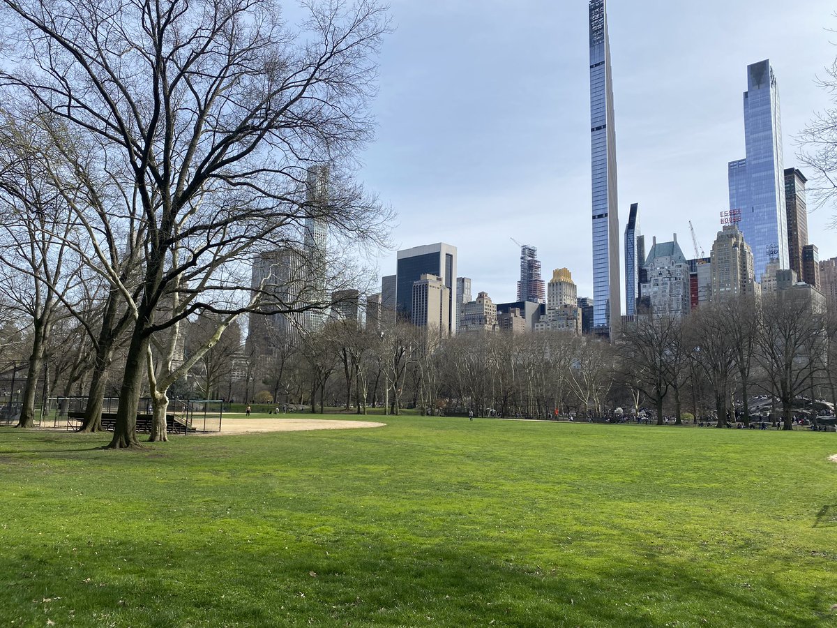 A quick stop off in Central Park #NewYorkSS24