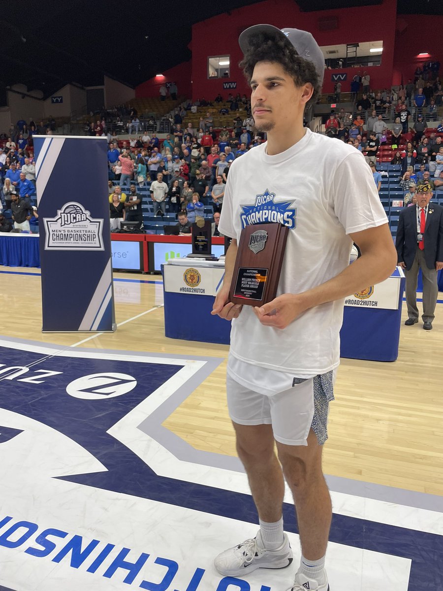 Barton wins its first #NationalChampionship 88-73 over Triton! LaJae Jones is the tournament MVP! <a href="/BartonSports/">Barton Sports</a> <a href="/KSNNews/">KSN News Wichita</a>