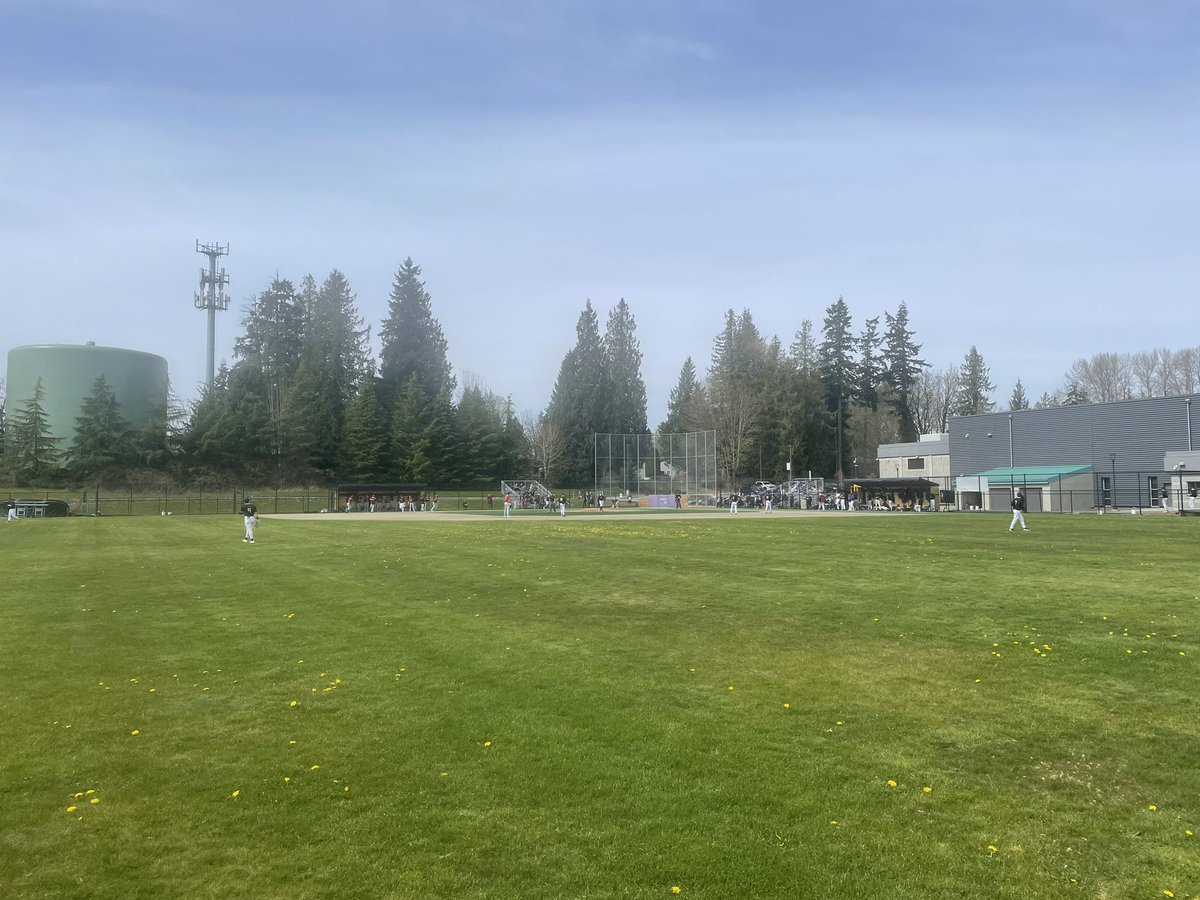 @LSHSVikingsBSB also playing today. Hosting @cascadebaseball   Vikings already up 4-0 bottom of the 1st. @LSHSVikingPrin @lssd #wervikings