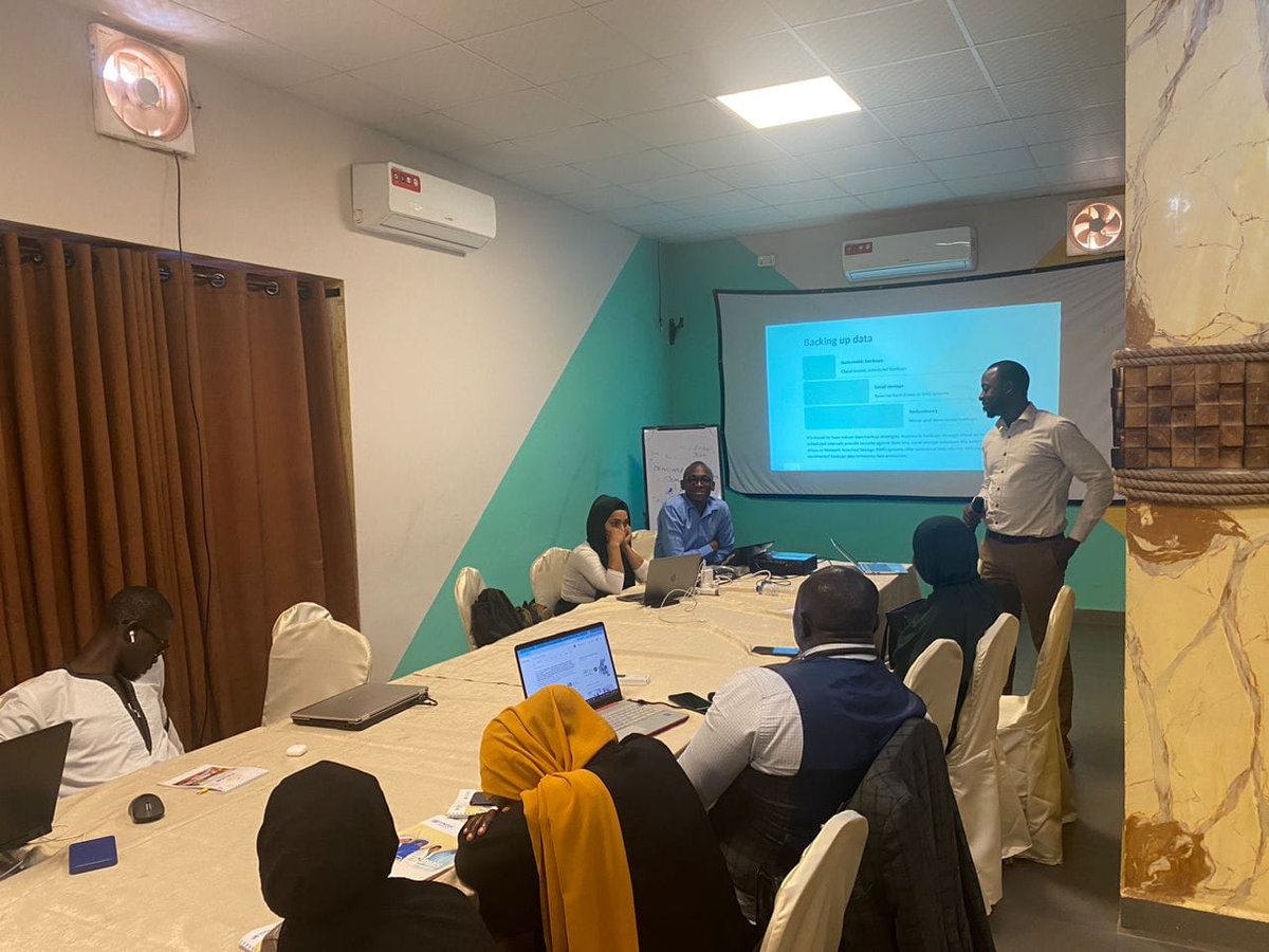 CyberGambia's tweet photo. Junaid Keita the Assistant Focal Person for West Coast Region presenting on Online Safety Tips and Incident Management and Response.
@UNODC @UNODC_HTMSS @bahamadoua @MoCDE_Gambia @Moctar18 @CyberInAfrica @AfricaCybersec2 https://t.co/3mhdCj0HST