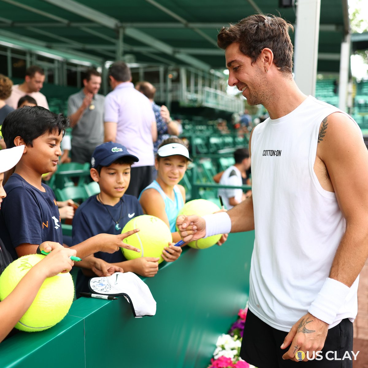 mensclaycourt tweet picture