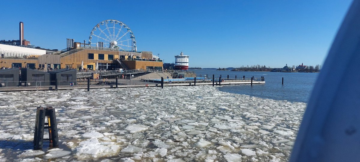 Erasmus Lycée Pâris tweet media