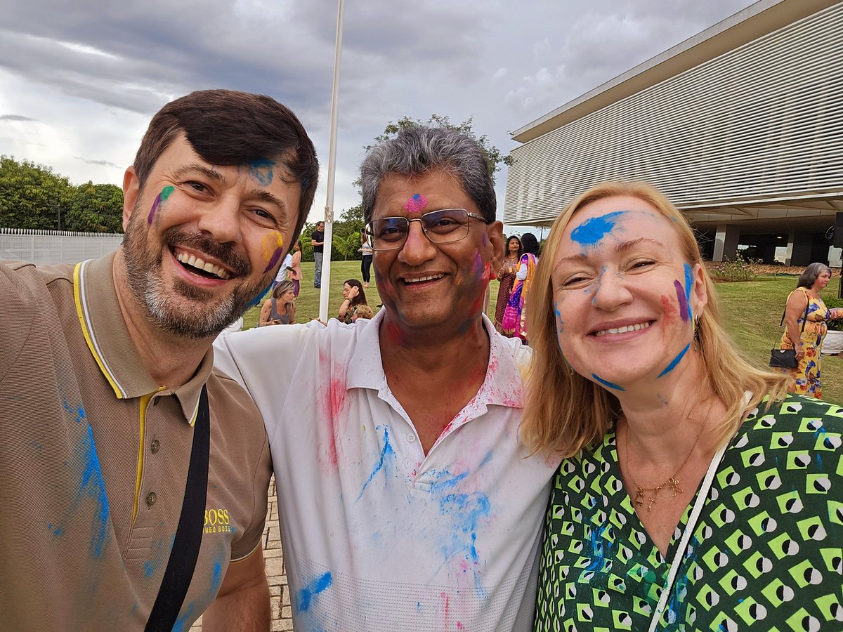 Happy Holi, Índia no Brasil. Thanks @indiainbrazil