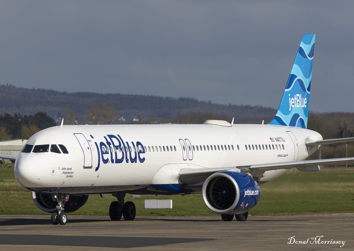 JetBlue Airways @Airbus A321-271NX N4073J arriving at