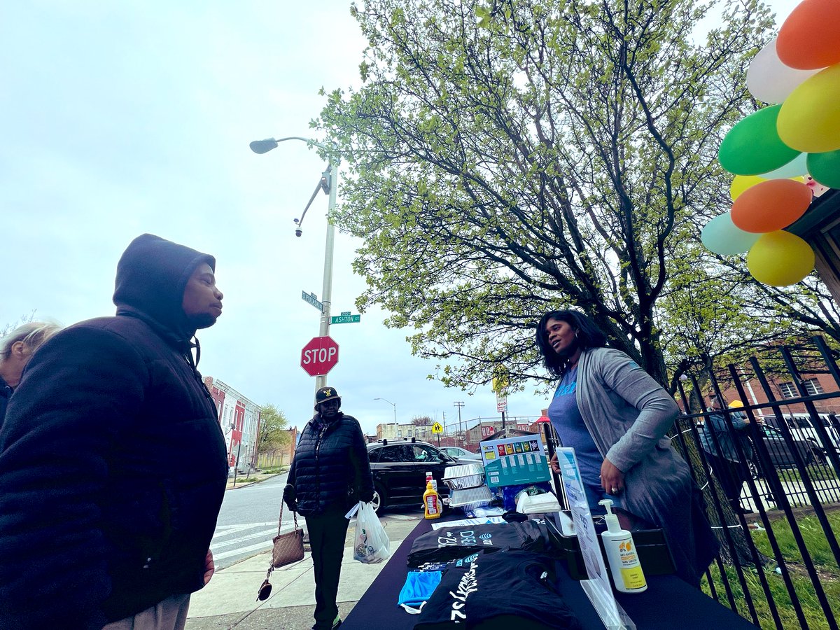 Just finished spreading the word about our amazing AT&T air internet! 🌐✈️ Excited to give back to the community and make a difference. Let's stay connected 😎🤩 #ATT #InternetForAll #CommunityMatters @MissesJones704 @MASMakeItMatter @sh