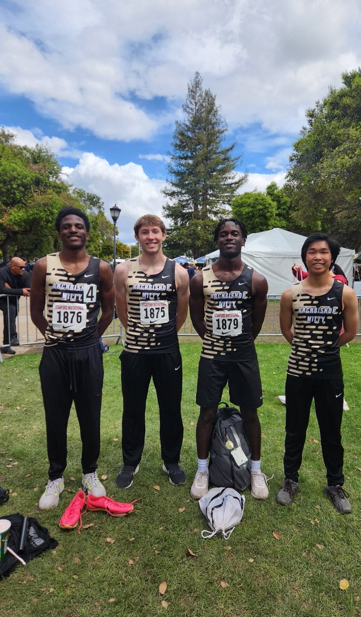 Congrats to the Varsity Boys 4x100  Relay team in taking 3rd place today at the Stanford Invitational. Team consisting of Brandon, Toju,Aaron and Prince. #GoMonarchs @amhsathletics