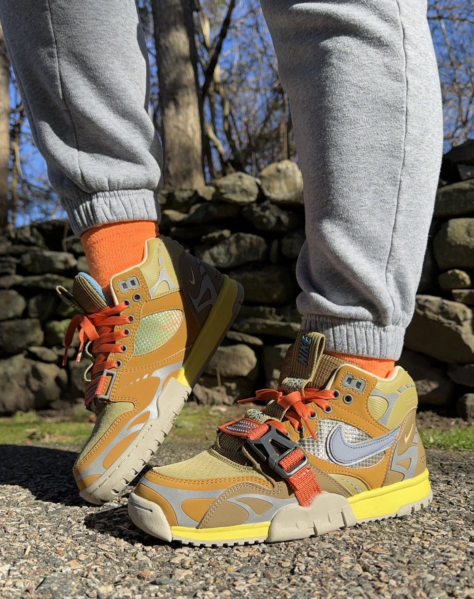 #KOTD
 
Air Trainer-“Coriander” 🧡💛

Hats off to all the great air maxes especially the ones who went all month long 👏🏾 Stay safe stay blessed stay YOU! 🙏🏾🫶🏾💛🧡

#MarchMaxness
#mykicks12exclusive
#yoursneakersaredope 
#snkrskickcheck