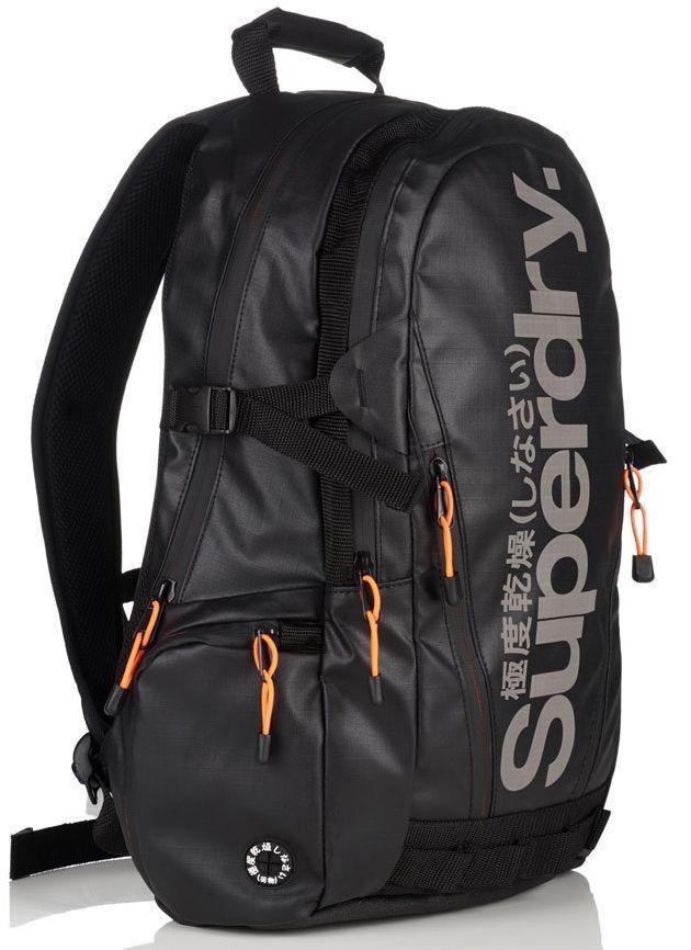 Just updated our info on the SuperDry Mega Ripstop Tarp Backpack! It's lightweight, roomy with 21L, and features a waterproof polyester design. Perfect for your travels! buff.ly/3VyvSPM
